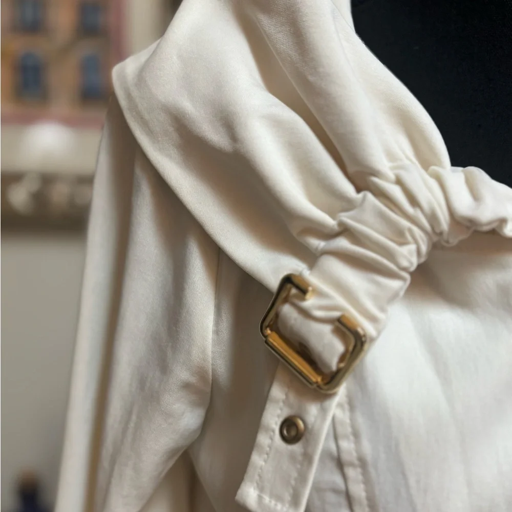 JOSEPH RIBKOFF CREAM TAILORED GOLD BUCKLE DETAIL MOTO UTILITY JACKET SIZE 8